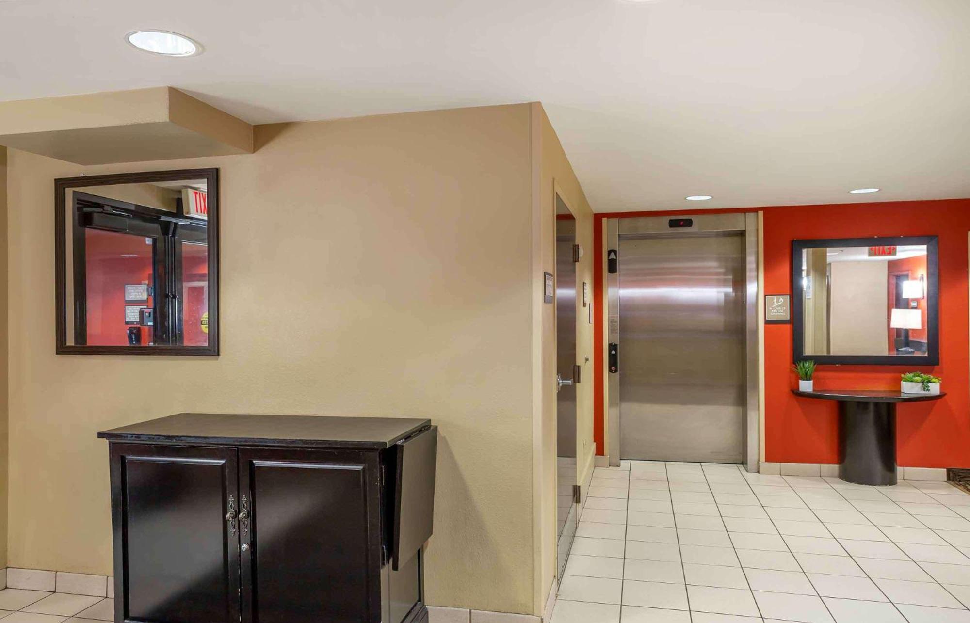 Extended Stay America Suites - Long Island - Мелвілл Екстер'єр фото