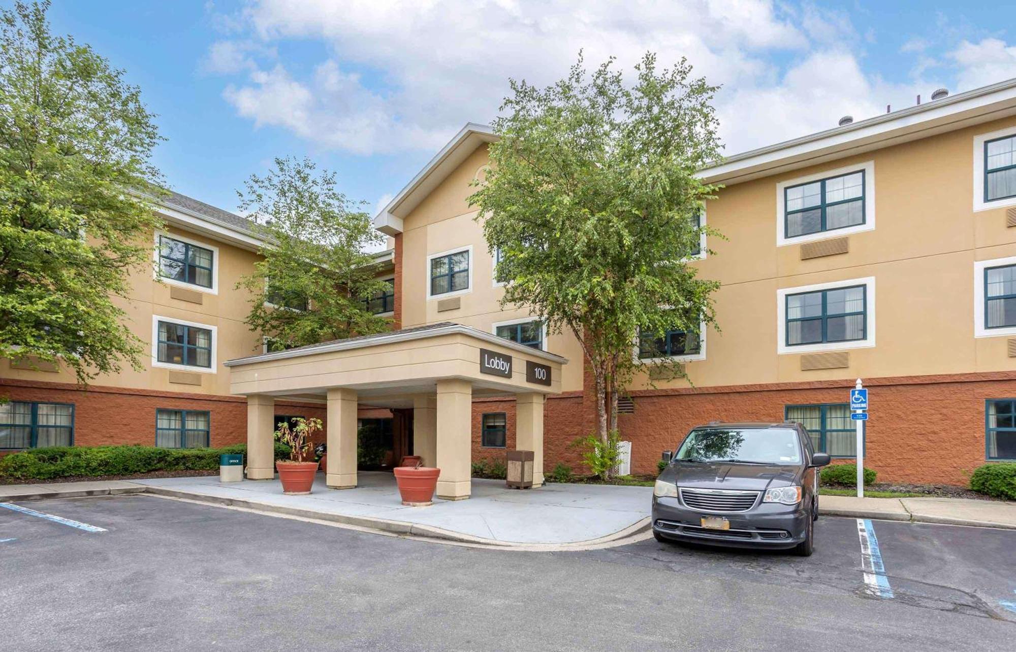 Extended Stay America Suites - Long Island - Мелвілл Екстер'єр фото