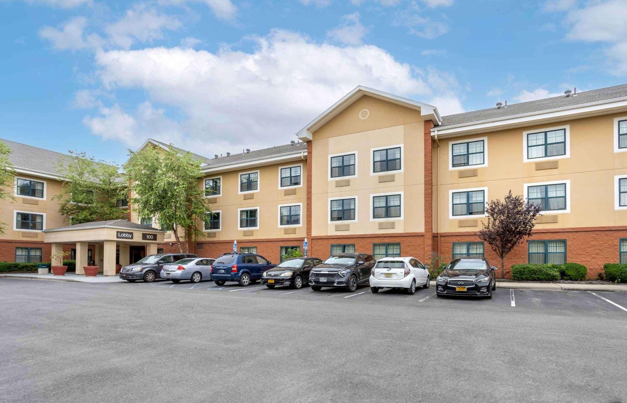 Extended Stay America Suites - Long Island - Мелвілл Екстер'єр фото
